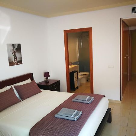 8Beds Vila-Seca ภายนอก รูปภาพ
