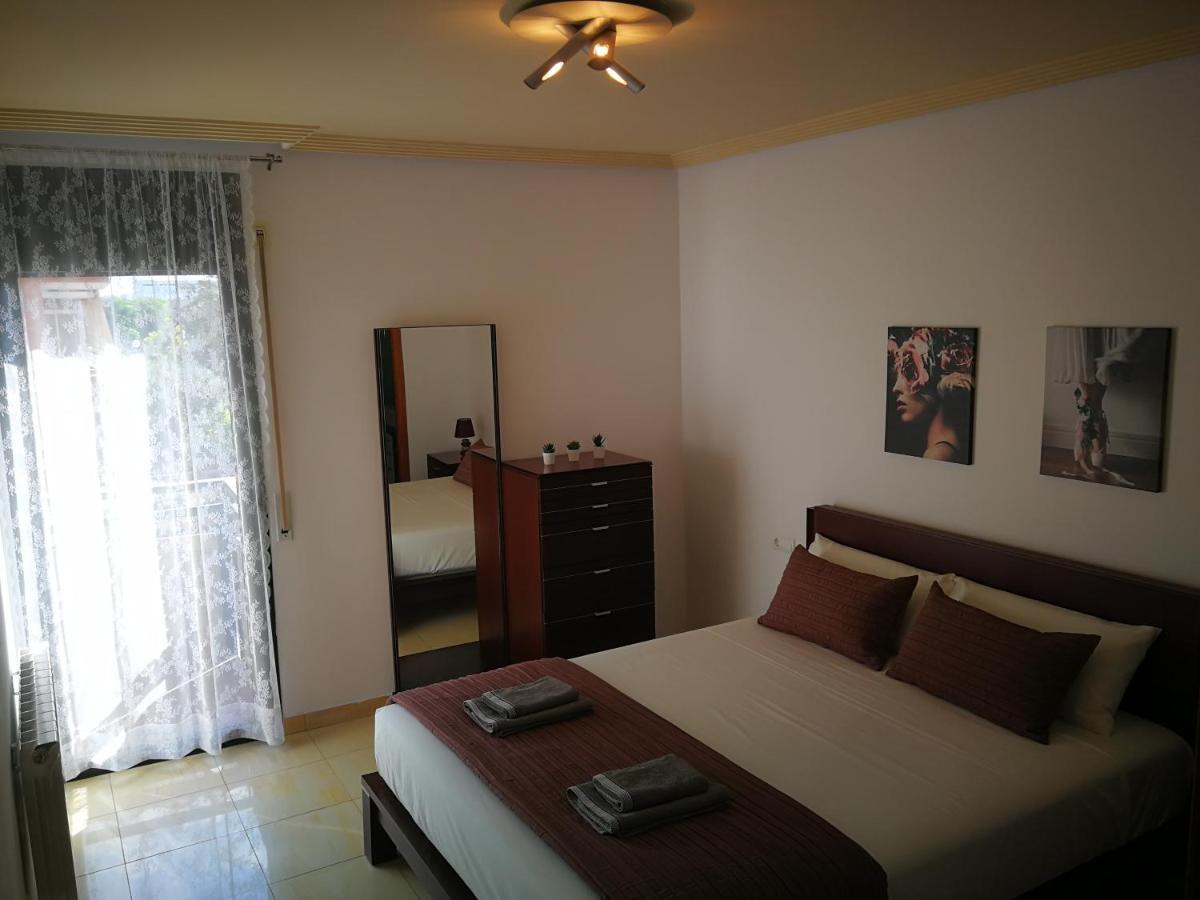 8Beds Vila-Seca ภายนอก รูปภาพ