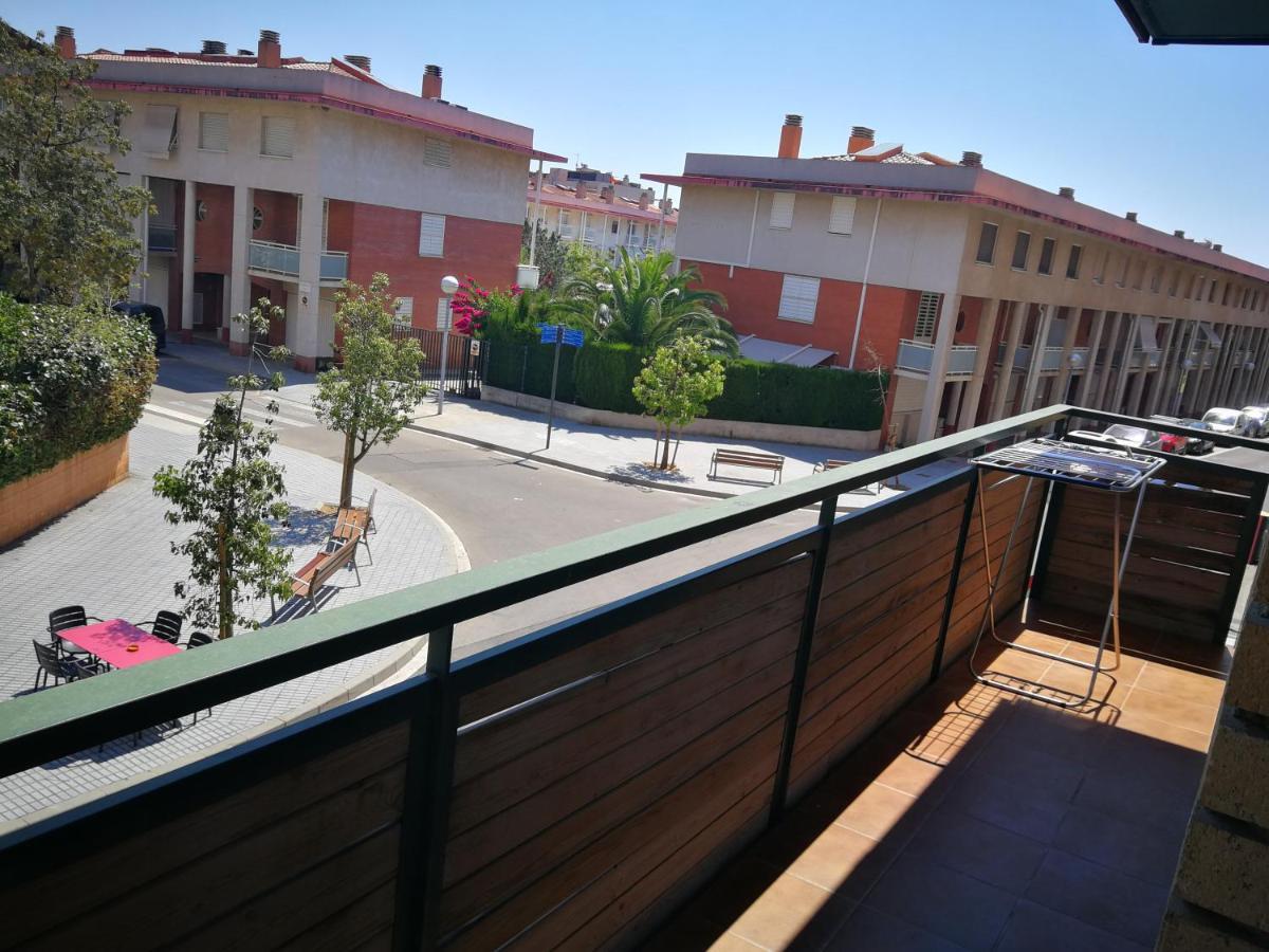 8Beds Vila-Seca ภายนอก รูปภาพ